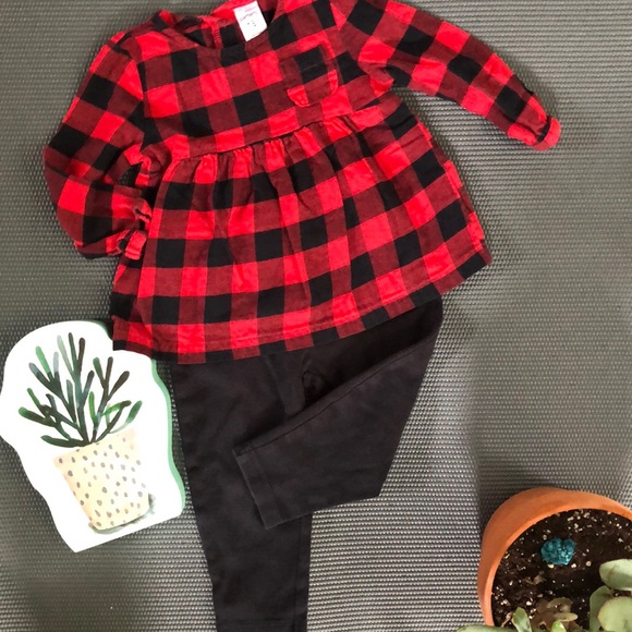 🎀2 Carter’s 18 month 2/pc outfits🎀 - Picture 3 of 4